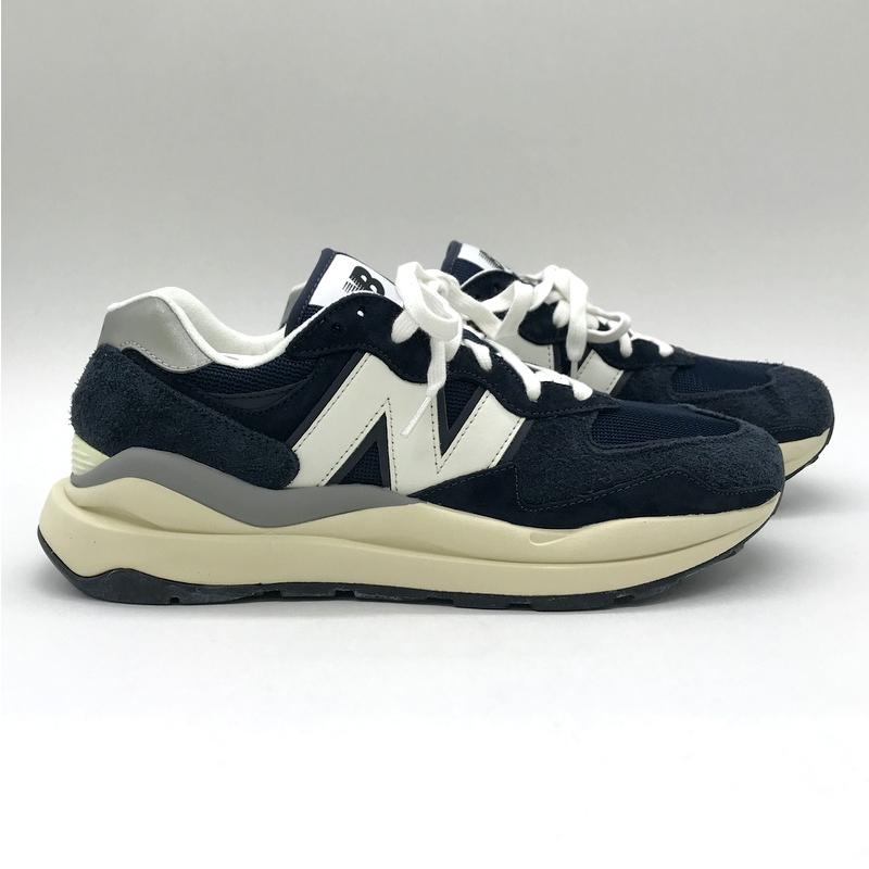 New Balance（ニューバランス） スニーカー 美品 M5740VLB ローカット