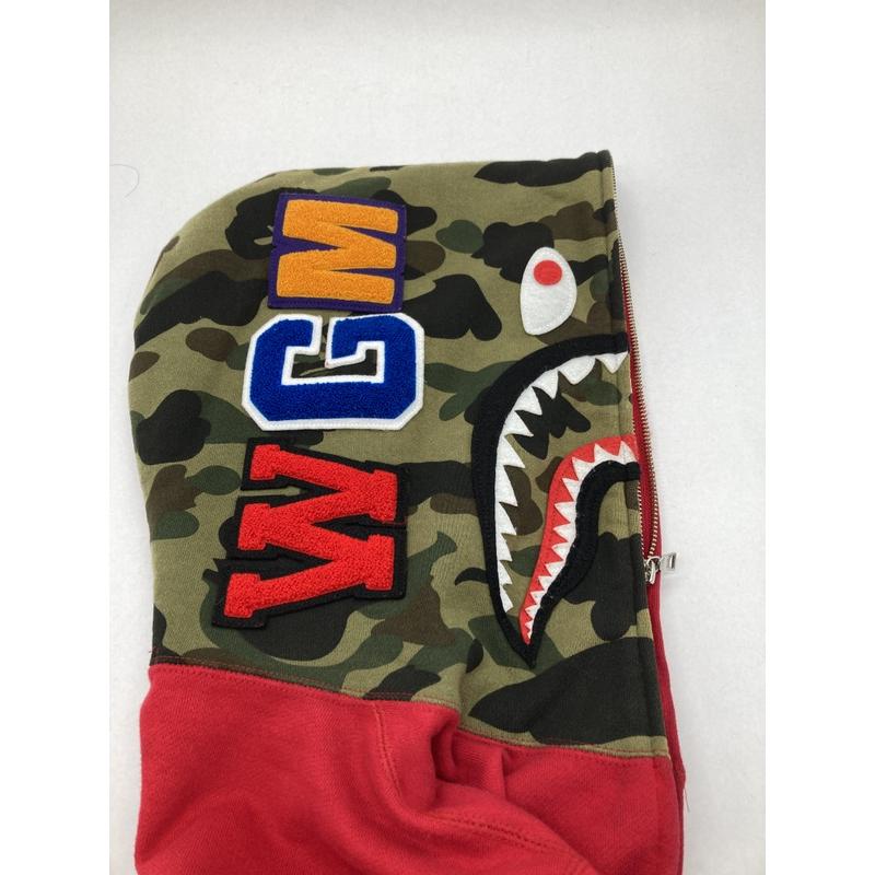 BAPE レッドカモフラージュ ジップアップフーディ A BATHING APE® Camo Shark ジップアップ パーカー | レッド