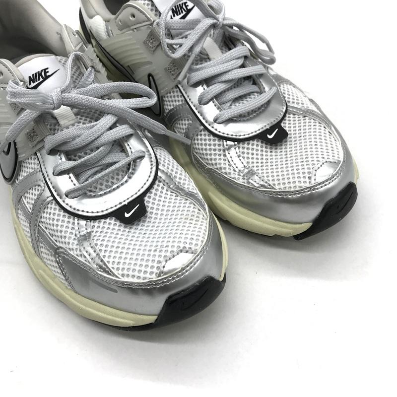 NIKE（ナイキ） スニーカー V2K Run HJ4497-100 メンズ 27cm ホワイト