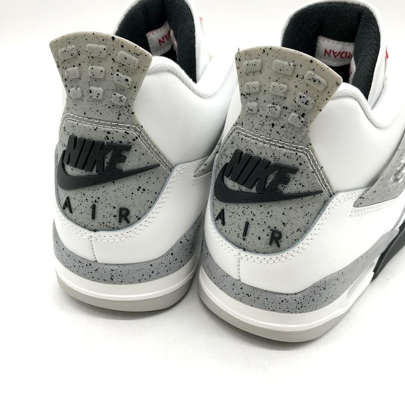 NIKE（ナイキ） スニーカー Air Jordan 4 Retro FV5029-100 エア