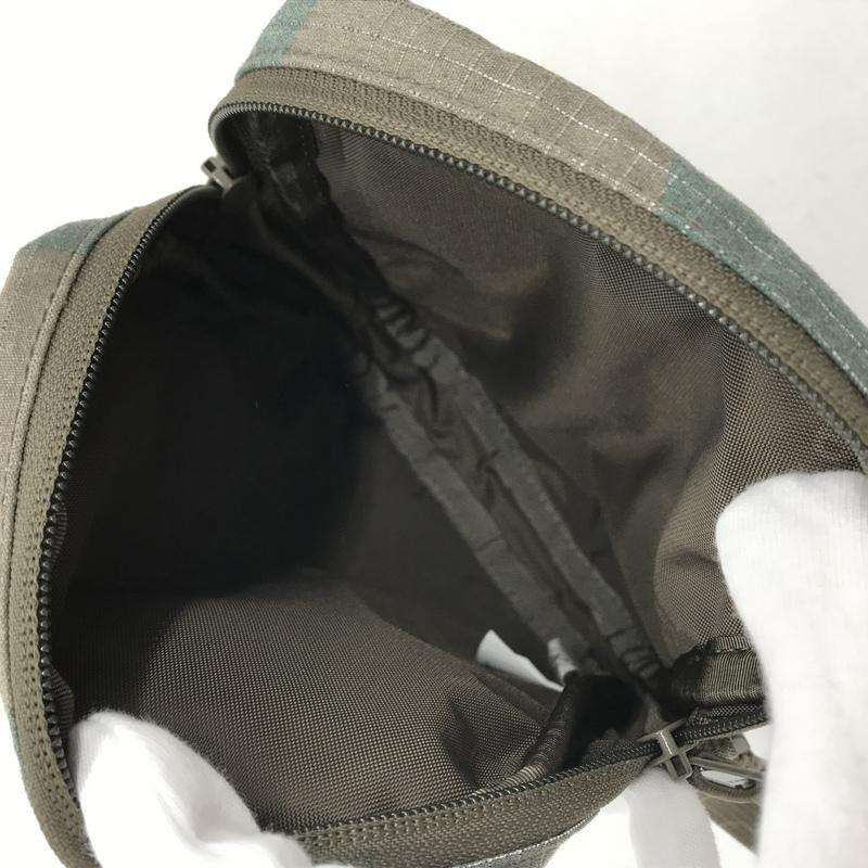 Supreme 迷彩柄 ショルダーバッグ Supreme シュプリーム ショルダーバッグ カモフラ柄 ロゴ 迷彩