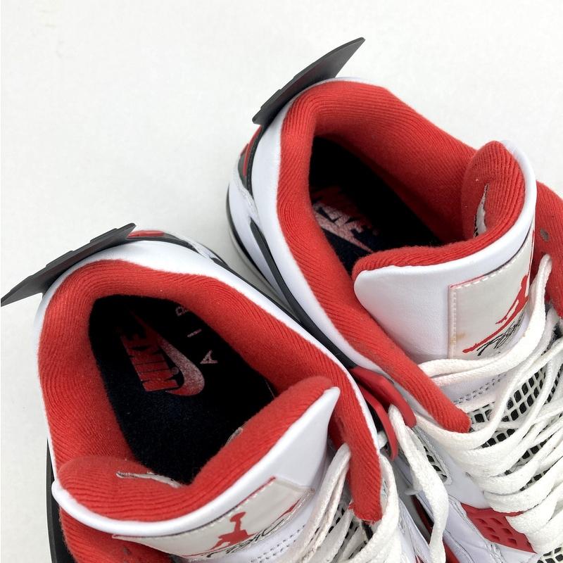 NIKE（ナイキ） スニーカー AIR JORDAN 4 RETRO OG DC7770-160