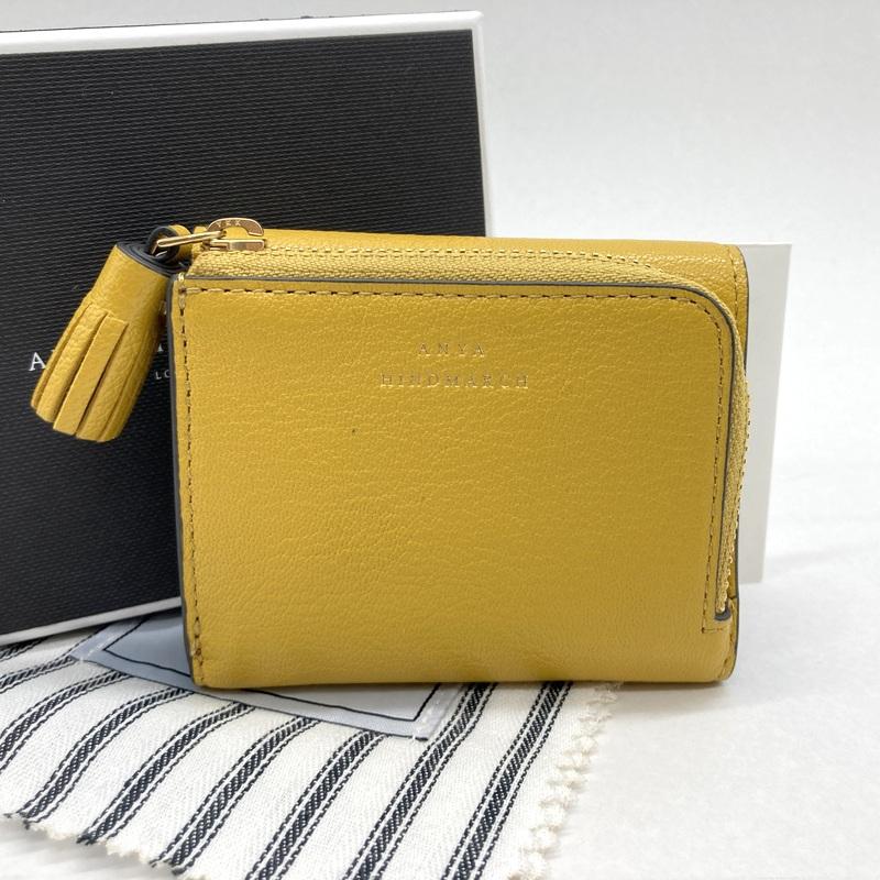 ANYA HINDMARCH（アニヤ・ハインドマーチ） 三つ折り財布