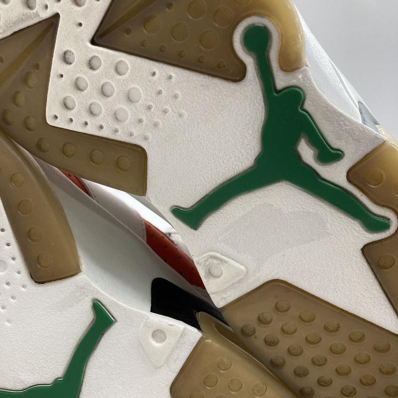 NIKE（ナイキ） AIR JORDAN 6 Retro Gatorade Like Mike White エア