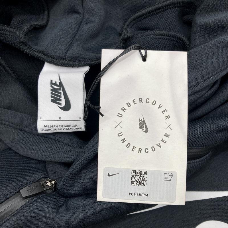 NIKE（ナイキ） × UNDERCOVER アンダーカバー プルオーバーフーディ