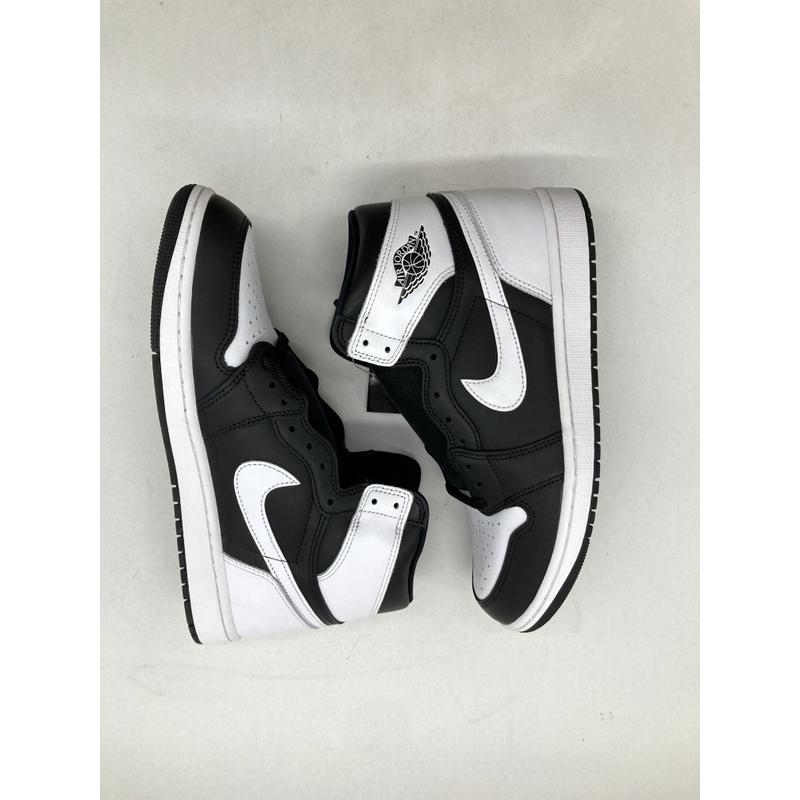 NIKE（ナイキ） スニーカー Air Jordan 1 Retro High OG DZ5485-010 美