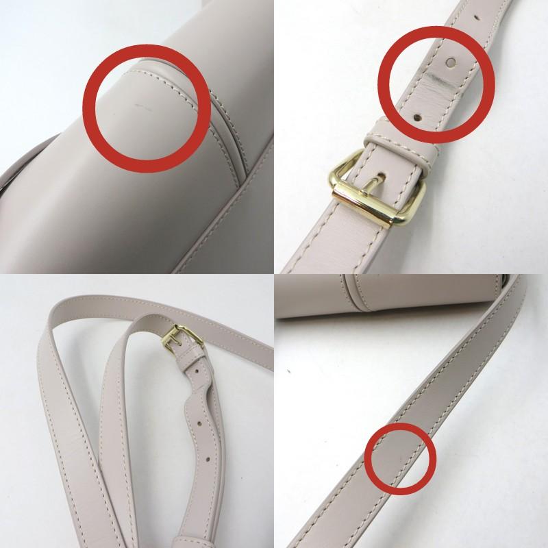 A.P.C. Betty ショルダーバッグ ベティ クロスボディ 型押しロゴ