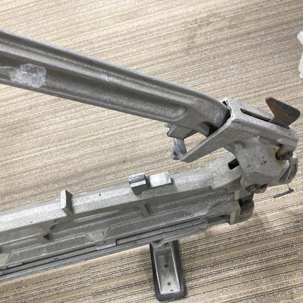 【中古】クボタ/KUBOTA カラーベストシングルカッター KH-970D 刃渡り970mm 瓦切断機 瓦カッター Kubota（クボタ） カラーベスト シングルカッター KH-970D 瓦切断機 瓦
