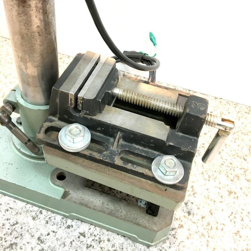 マキタ 卓上ボール盤 TB130 金属 木材 樹脂 穴あけ 鉄工13mm マキタ 卓上ボール盤 TB130 金属 木材 樹脂 穴あけ 鉄工13mm