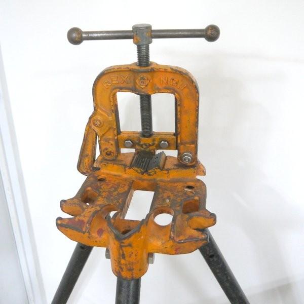 苫小牧バナナ】中古品 REX/レッキス工業 パイプバイス 三脚式 スタンド
