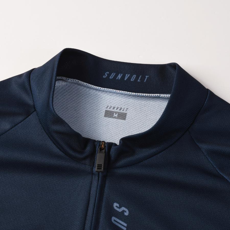 dhb aeron ソフトシェル　長袖ジャージ　ネイビー プロ仕様への進化。「dhb」のウィンターコレクション。 - LOVE