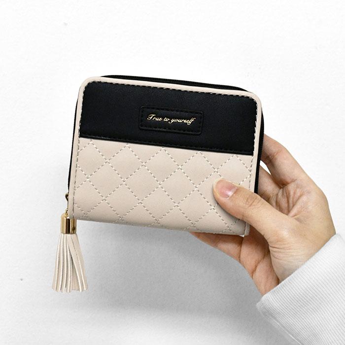 キルティング タッセル 二つ折り財布 レディース 財布 ミドル財布 