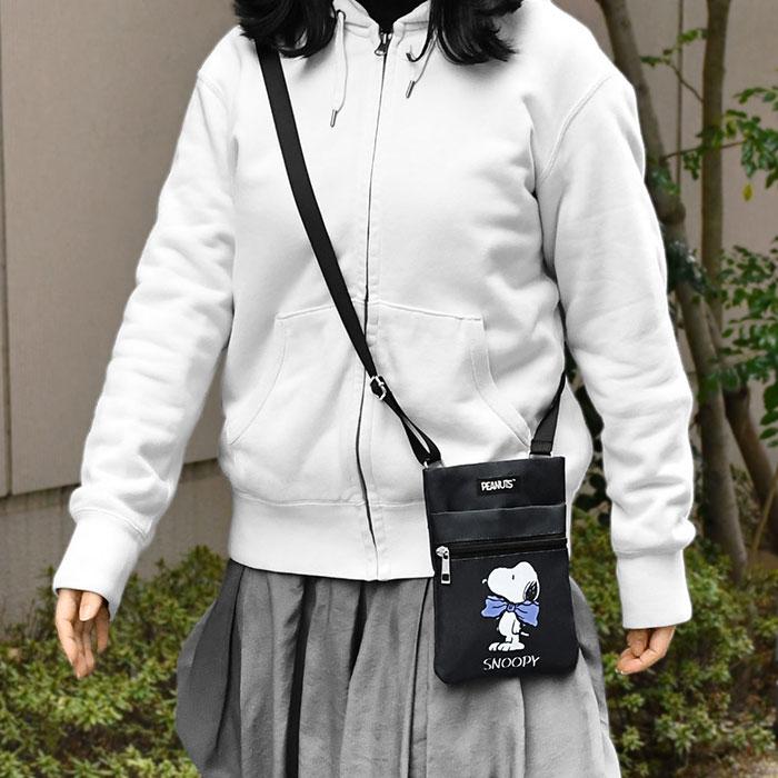 SNOOPY スヌーピー ミニショルダーバッグ ショルダーバッグ SNOOPY スヌーピー ミニショルダーバッグ ショルダーバッグ