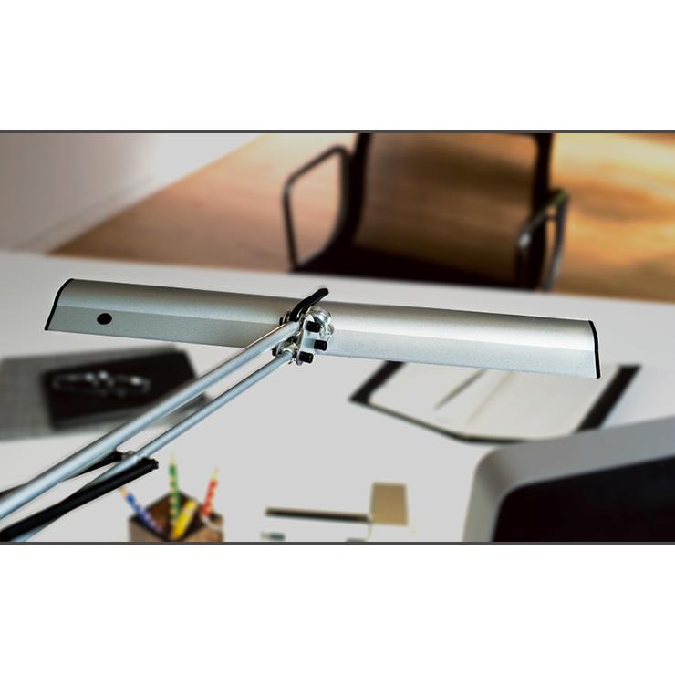 目にやさしいスタンドライト、多角度調整対応 無段階調光 角度調整機能 Z-light クランプ式 LDE デスクライト