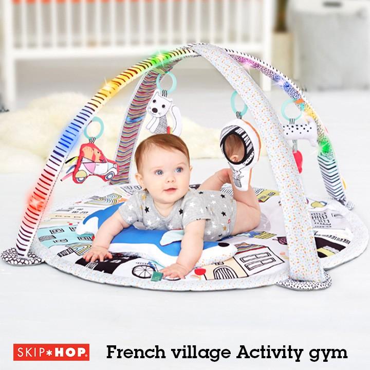 ベビー 赤ちゃん おしゃれ 知育玩具 ベビージム Skip Hop スキップホップ フレンチヴィレッジ アクティビティジム 4つのおもちゃ ピロー付き 洗濯可能 家具通販のスーパーカグ 通販 Yahoo ショッピング