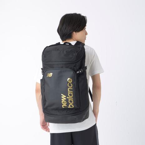 New Balance Bitefng ブラックリュック ニューバランス New Balance エンボスプリント ボックスリュック