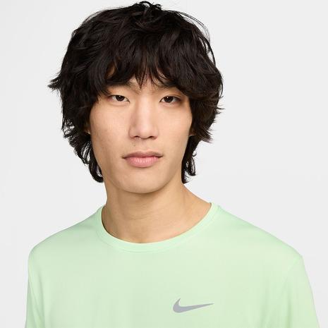 NIKE ナイキ（NIKE）（メンズ）Tシャツ 半袖 uv 速乾 グリーン