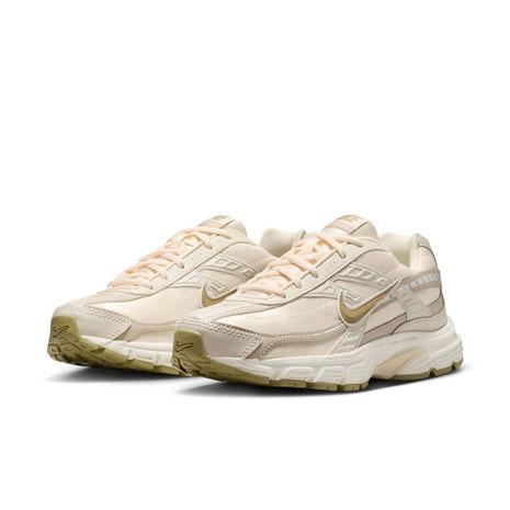 NIKE スニーカー ベージュ系 NIKE（ナイキ） （レディース）スニーカー スポーツシューズ