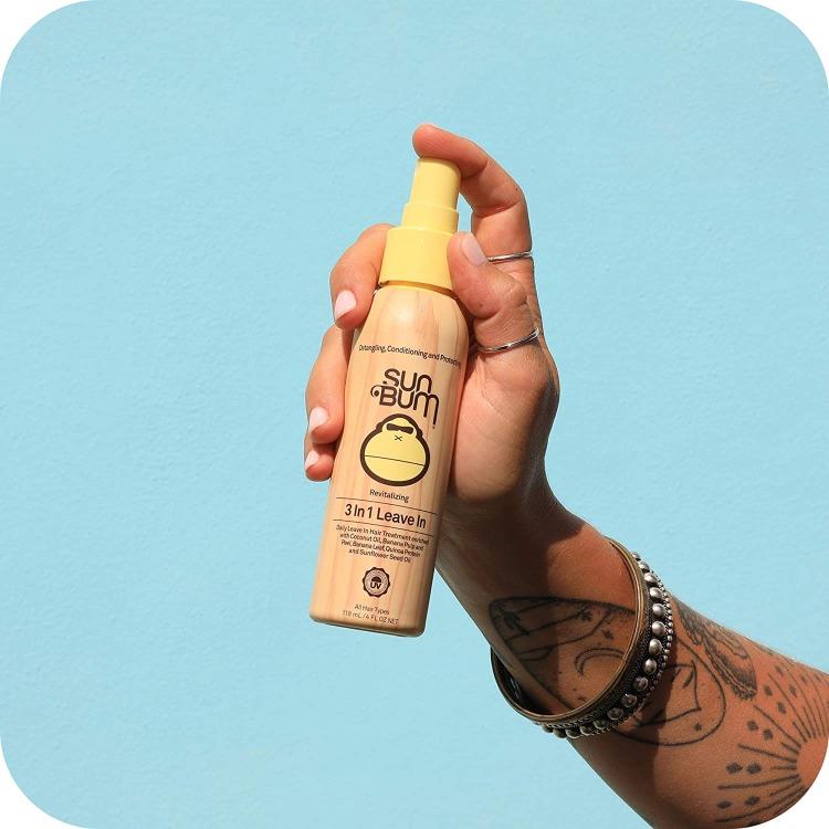 サンバム リーブイン トリートメント 3in1 リバイタライジング 118ml Sun Bum Revitalizing 3 in 1 Leave-In Conditioner Spray Detangler 4 oz |  | 05