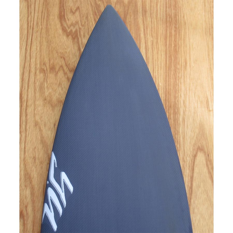 Y,Uサーフボード FULL CARBON 5'9 Y,Uサーフボード FULL CARBON 5'9