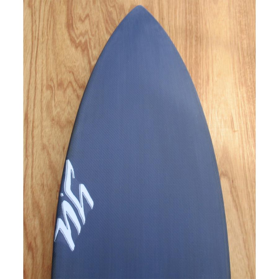 Y,Uサーフボード FULL CARBON 5'9 Y,Uサーフボード FULL CARBON 5'9