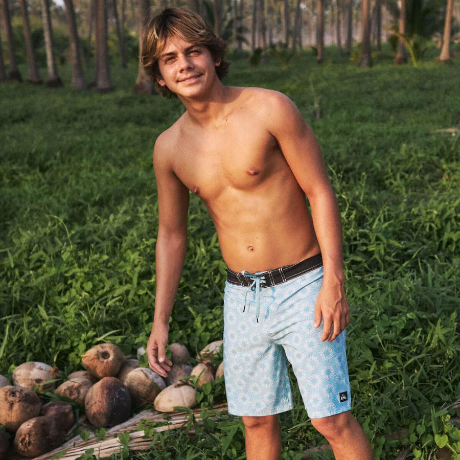 QUIKSILVER クイックシルバー メンズ  ボードショーツ サーフパンツ 水着 18インチ 夏 川 海 リゾート 正規取扱店 | SURFSILK SCALLOP 18【EQYBS04921】の画像