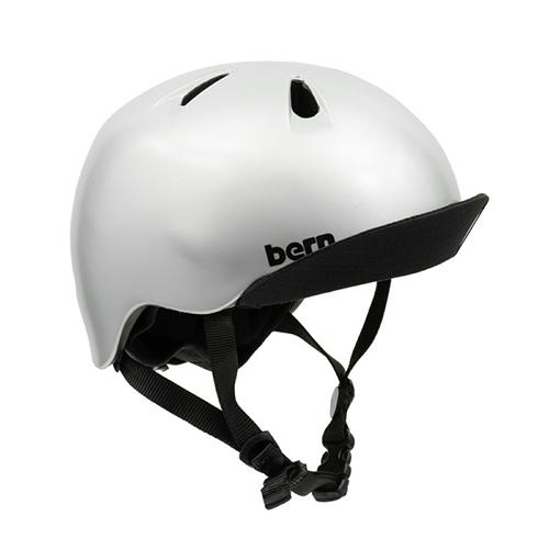 【美品】 bern バーン ヘルメット スノーボード スケボー ブラック 送料無料 正規品 bern バーン 子供用 ヘルメット スケボー スノボー