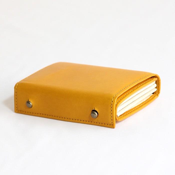 コンパクトな財布　m+ エムピウ MILLEFOGLIE2 25 pig ナポリ | m+（革製品）