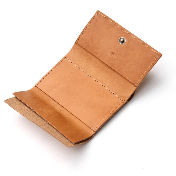 コンパクトな財布　m+ エムピウ straccio ストラッチョ ミネルバリスシオ　サッビア | m+（革製品） | 01