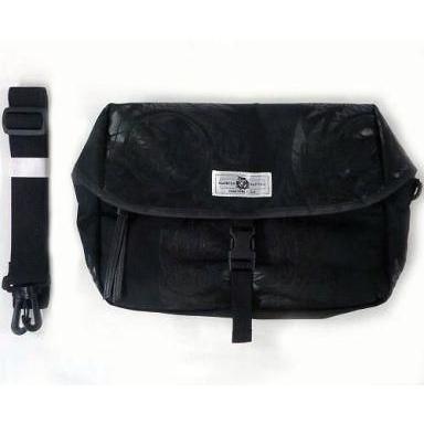 中古バッグ キャラクター 単品 ジンオウガ 2wayショルダーバッグ Pspソフト モンスターハンタ Segurosaurora Com