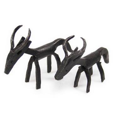 ガーデンオーナメント 動物 ウシ 小さな牛の親子 置物 園芸 アイアン オブジェ Id15 04 アイアン雑貨 スーディアー 通販 Yahoo ショッピング