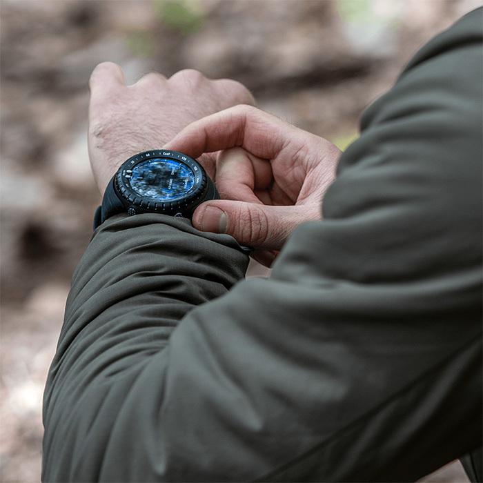 【公式ストア】 SUUNTO CORE ALL BLACK スント コア オールブラック 腕時計 ブランド 時計 おしゃれ 登山 ウォッチ デジタル 電池式｜suunto-official｜03