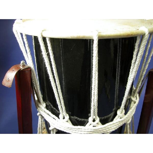 桶胴太鼓1.6尺(白紐) 三柱台座セット 和楽器 明鏡楽器 締太鼓 並附ひも締 目有合板胴 本体のみ 送料無料