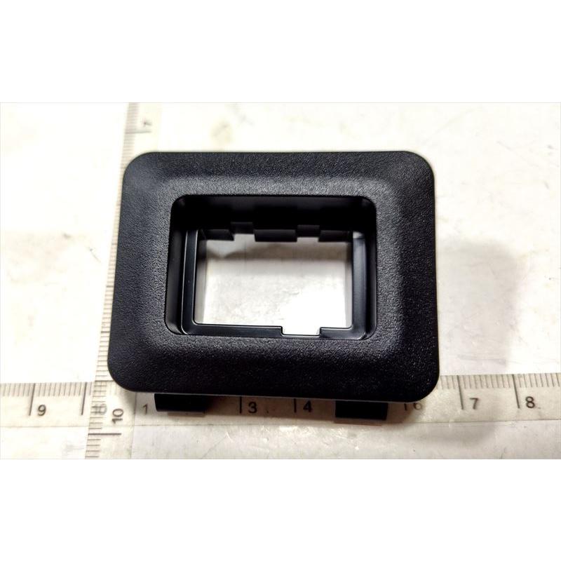 コンソールリヤエンドパネルNO．2のみ 58924-22010 マークX用