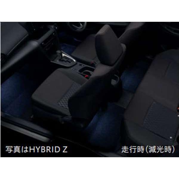 ヤリス クロス インテリアイルミネーション（ブルー）リヤのみ