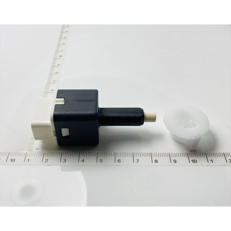 10番のみ』 MRワゴン用 ストップランプのスイッチ一式のみ 37740