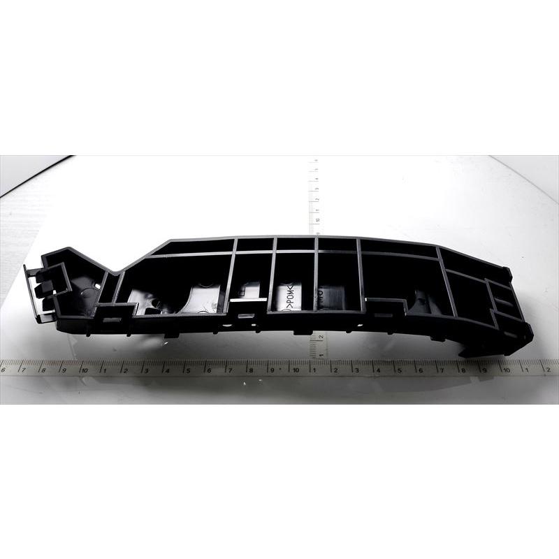 エリシオン用 スペーサーR.フロントバンパーサイドエリシオン 71193