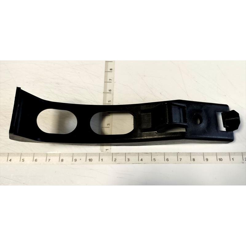 リヤバンパブラケットCTRのみ SU003-05866 86用 トヨタ純正