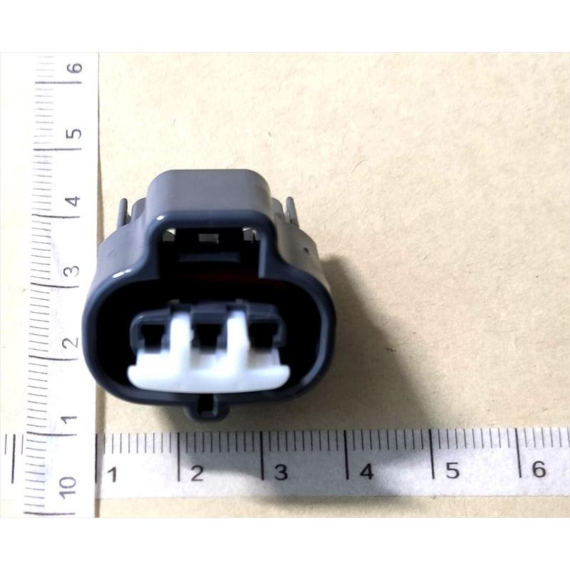 コネクターのハウジングのみ 90980-10845 トヨタ純正部品 : スズキ
