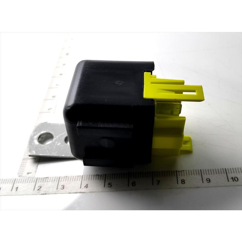 ユーノスロードスター用 フーエル ポンプのリレーのみ N236-18