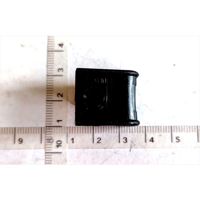 ランドクルーザー70用 スペーサーのみ 81124-90K00 HZJ77 トヨタ純正