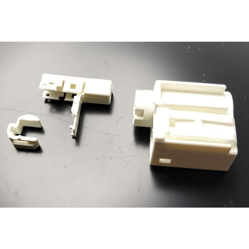 ヴォクシー用 コネクター ハウジングのみ 90980-12060 ZRR80 ヴォクシー用 コネクター ハウジングのみ 90980-12060 ZRR80