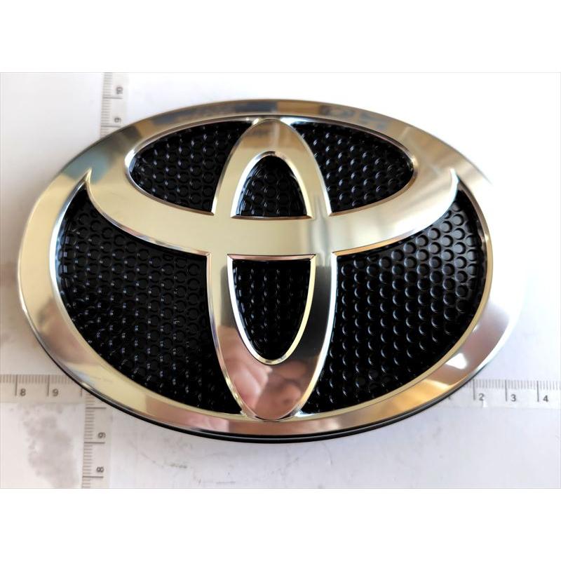 シエンタ用 ラジエーターグリル エンブレムのみ 75301-52210 6AA