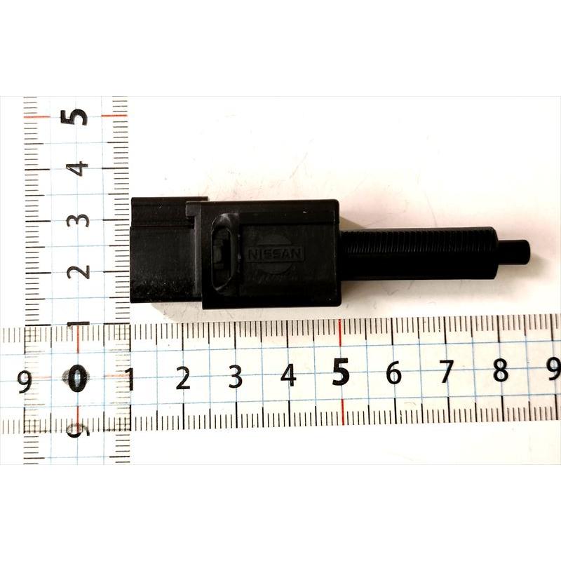 セレナ用 ストップランプスイッチのみ 25320-4M400 TC24 日産純正部品