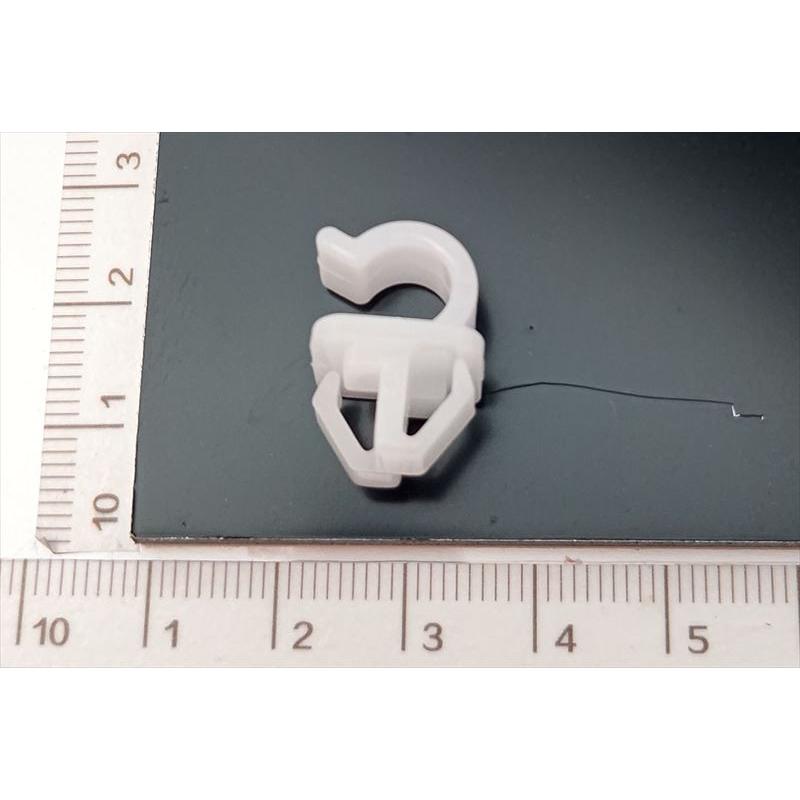 RX−8用 フロント ボンネツトステーのホルダーのみ S05B-56-643 LA