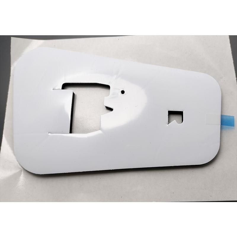 リヤコンビネーションランプボデーガスケットRHのみ 81554