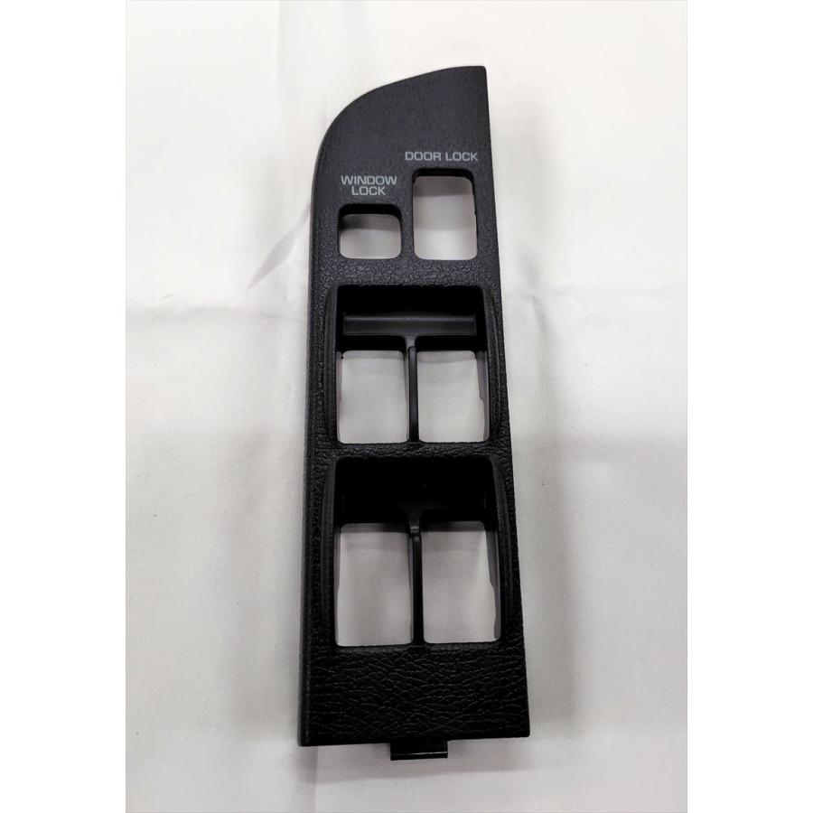 Rurusです。 74231)フロントアームレスト ベース パネル UPR RH トヨタ