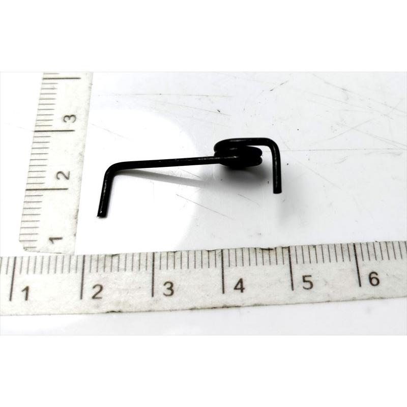 Kiki出品 21番のみ』 キャリィ特装用 グローブボックスノブのスプリングのみ