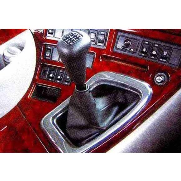 クオン メッキ調シフトプレート M／T車 UDトラックス純正部品