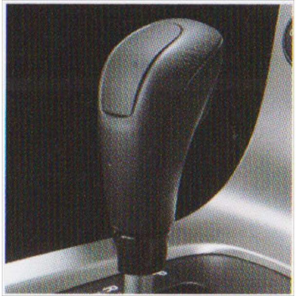 VOLVO純正　カスタムエディション C30 S40 V40 V50 ボルボ「C30」「S40」「V50」にiPod­対応の特別仕様車 【ニュース